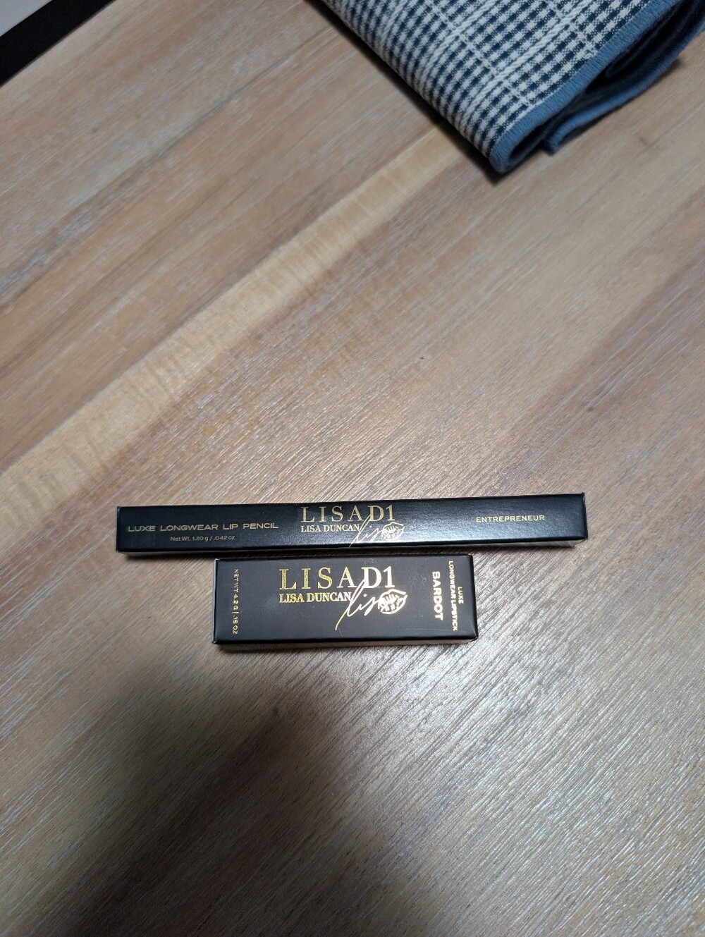 LisalisaD1 Lipstick And Lip Liner